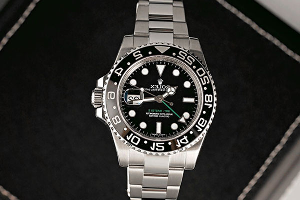 Replica Rolex GMT-Master II 116710LN