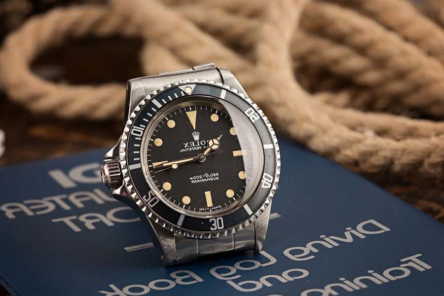 Non-Chronometer Submariner